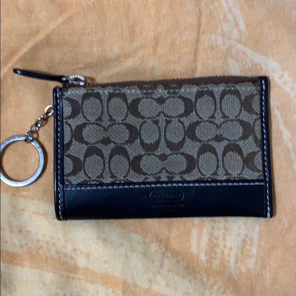 Coach card and coin purse - Picture 1 of 6